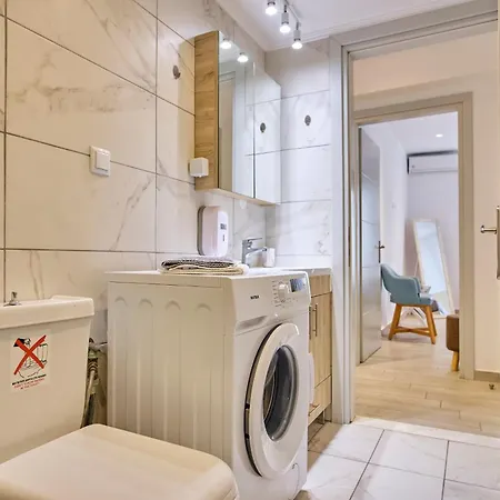 Paradosiakon Corfu Town Apartment